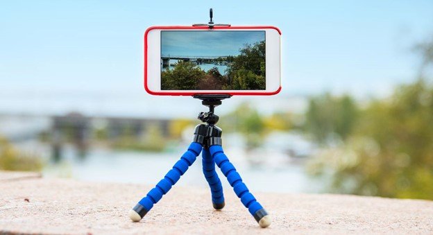 Why You Need A Phone Phone Stand? |Guide 2024